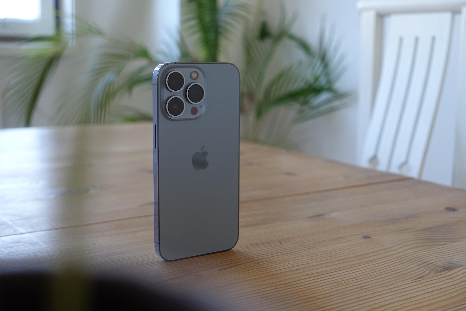 iPhone 7 Case With Card Holder: Stylish & Functional