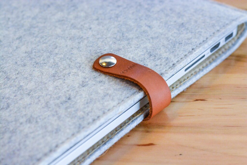 Best Leather Cases for iPhone 15 Pro Max in 2025