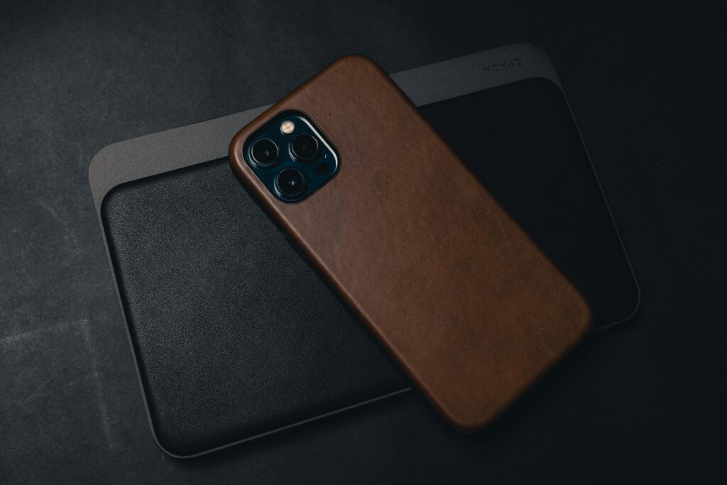 Best iPhone 8 Cardholder Cases