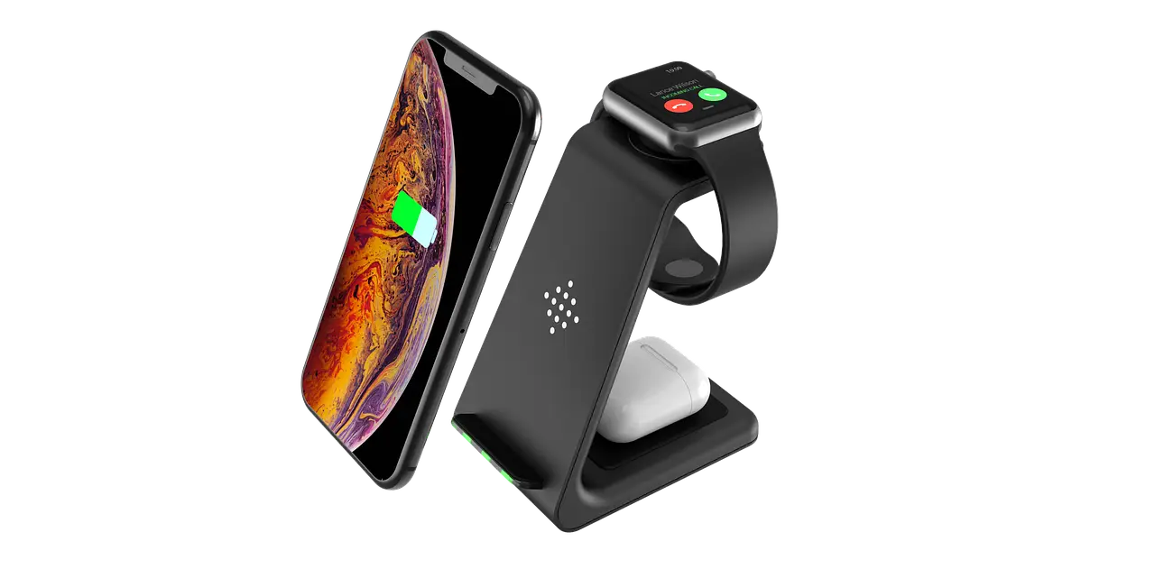wireless-charger-5541654_1280 iPhone Chargers